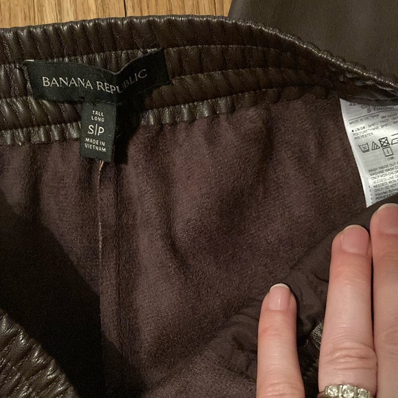 Banana Republic Brown Faux Leather Pants in Small Tall with Fuzzy Inside - Picture 7 of 9